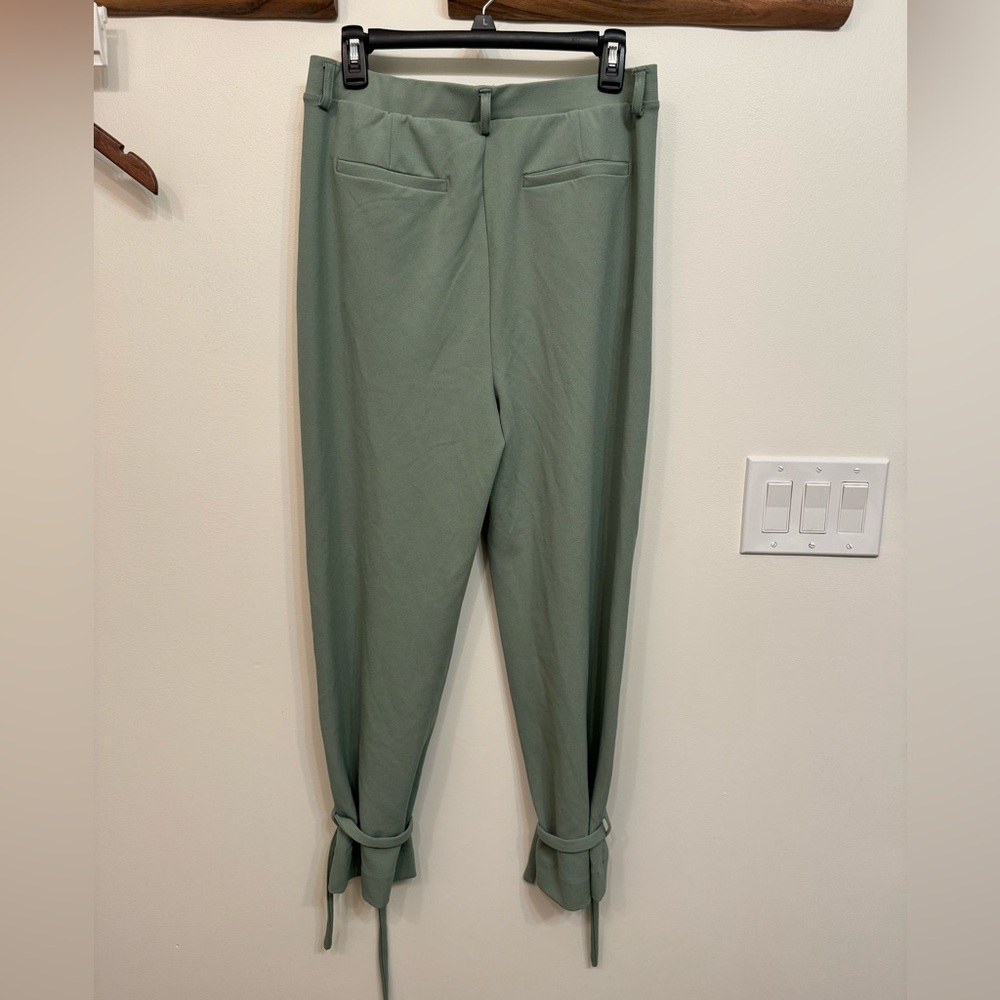 Fashion Nova Large Work Pant in Green - Picture 11 of 12